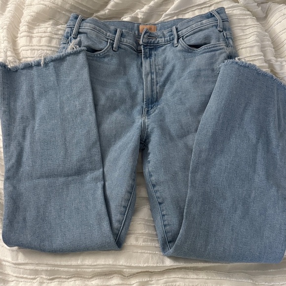 MOTHER “the hustler ankle fray” jeans. Great condition. - Picture 6 of 7